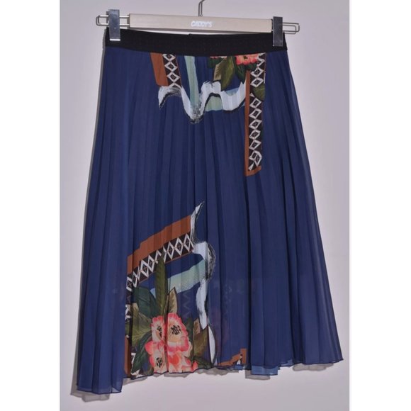 Desigual skirt, NEW size 38 - Picture 1 of 2